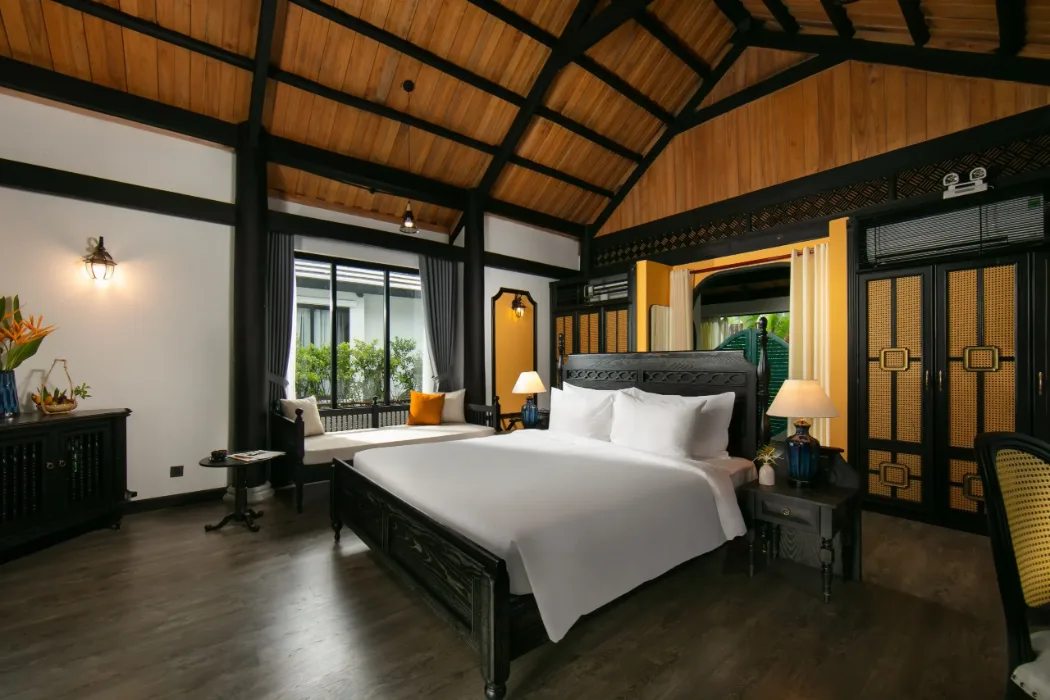 Wooden Beachfront Bungalow (98 m²)